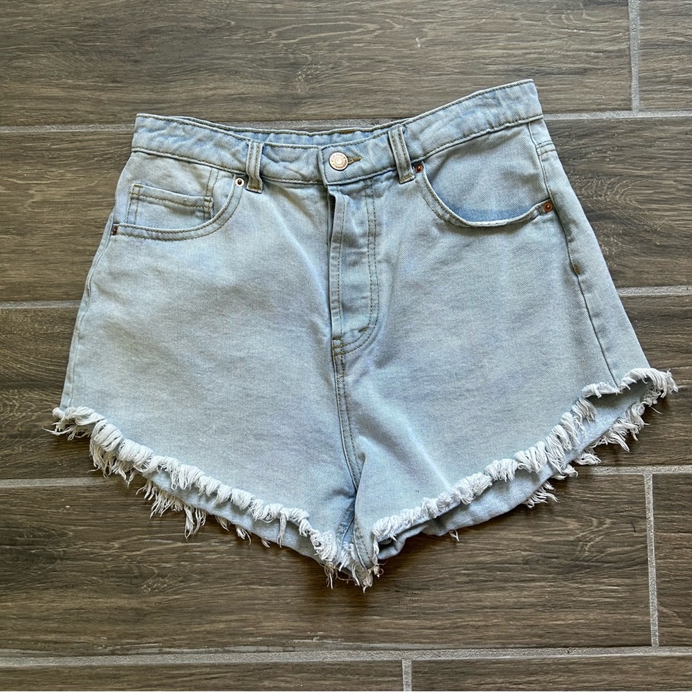 light wash high waisted shorts